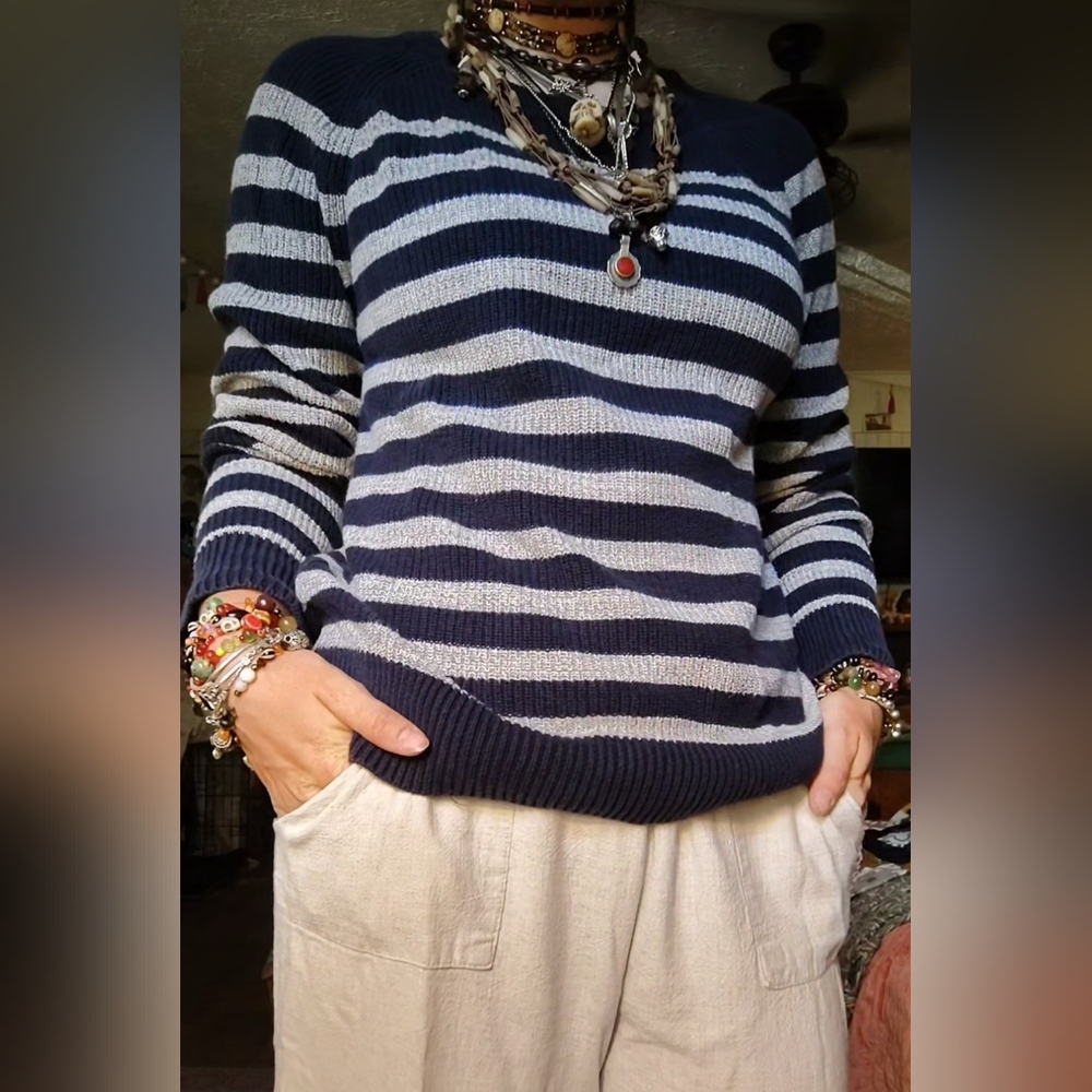 Y2K 2000's American Eagle Outfitters Navy Blue Ribbed Sweater